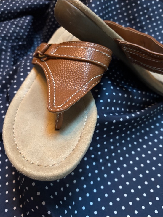 St John’S Bay Shoes - Women's Brown Leather Thong Sandals - Comfort Footbed